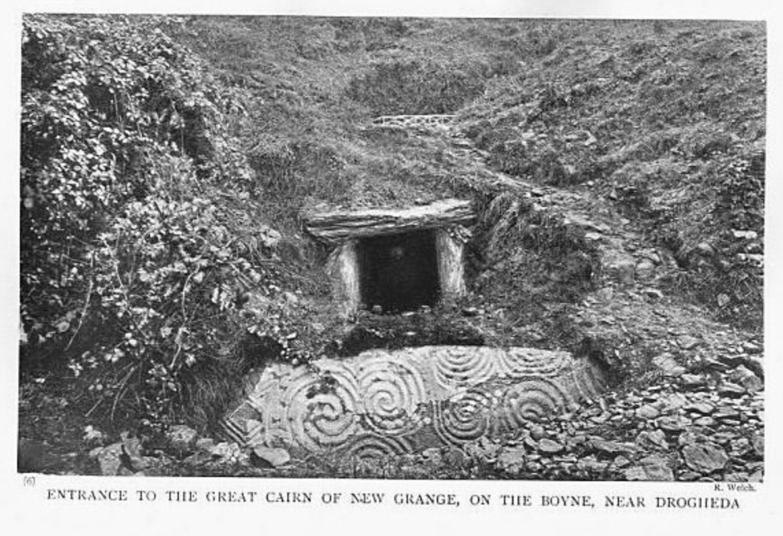 the great cairn of newgrange